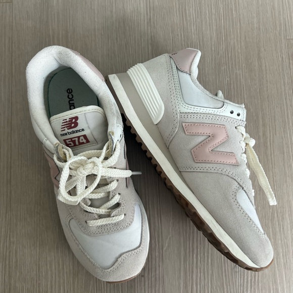 New Balance Shoes - New balance 574 sneakers white/pink 5.5 M/7 W